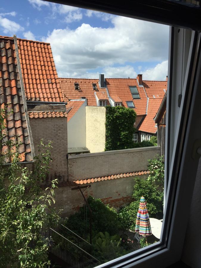 Apartamento möbliertes Wohnen in der Lübecker Ganghausperle Smart Exterior foto